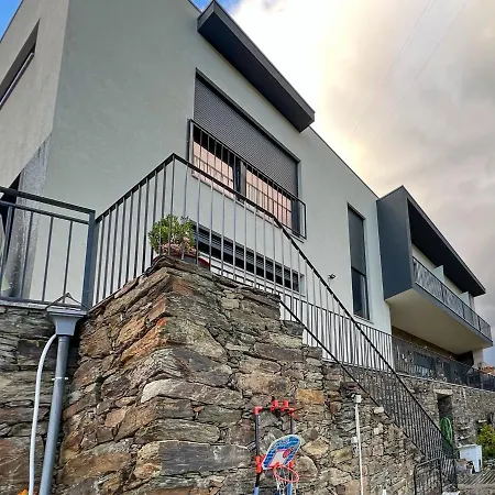 Δωμάτια σε οικογενειακή κατοικία Sonhos D'ouro Ribeira (Penaguiao)